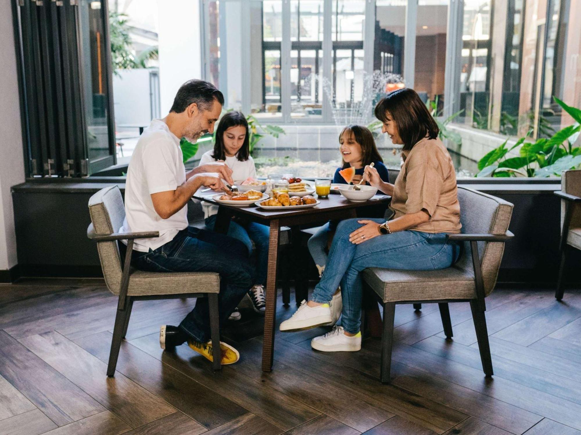 Novotel Perth Murray Street Екстериор снимка